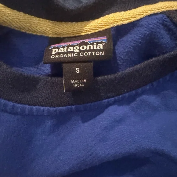 Navy sleeves. Royal blue center. Bright and vibrant but my photos stink! - Picture 3 of 3